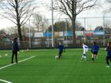 S.K.N.W.K. JO9-1 -M.O.C. '17 JO9-5 (competitie) seizoen 2021-2022 (voorjaar - 3e fase)) (11/93)